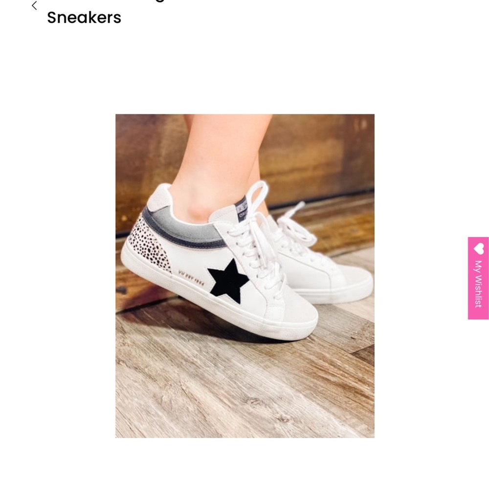 Vintage Havana Bounce Sneakers size 10. Sold out online Worn once. Like new